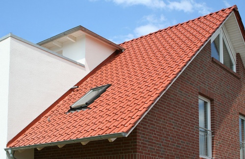 Керамическая черепица Roben Limburg красная ангобированная